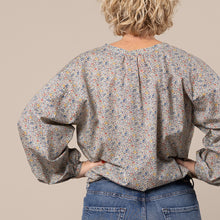 Afbeelding in Gallery-weergave laden, Blouse - Katie and Millie A