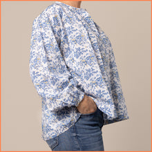 Afbeelding in Gallery-weergave laden, Blouse - Miniature Wonderland A
