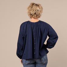 Afbeelding in Gallery-weergave laden, Reversed Blouse - Matera 200/B088
